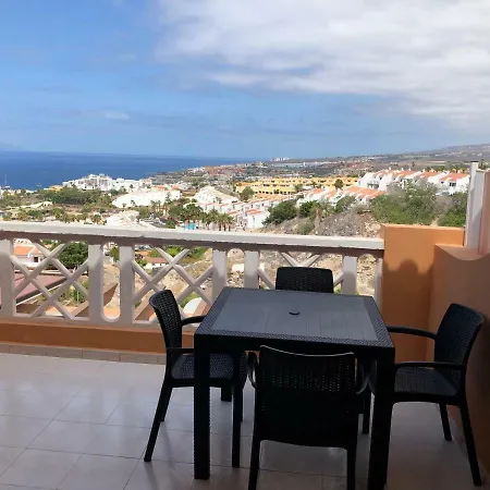 Atlantic Ocean View Апартаменты *